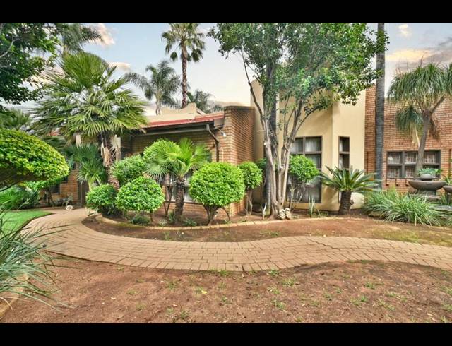 4 BEDROOM HOUSE FOR SALE IN MEYERSDAL